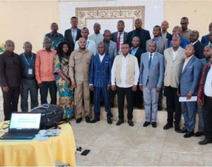 Maï-Ndombe : le gouverneur Kevani préside la 13ᵉ plénière du comité de pilotage de la santé