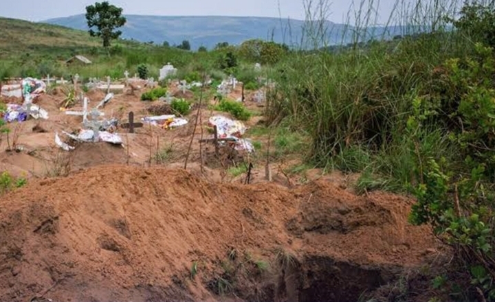 Sud-Kivu : 11 fosses communes découvertes à Sange et Luvungi, une enquête vise des responsables de l’AFC/M23